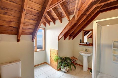 Photo of property in 80 Purakaunui Road, Mihiwaka, Port Chalmers, 9081