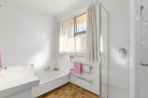 Photo of property in 13 Oxford Street, Holmes Hill, Oamaru, 9401