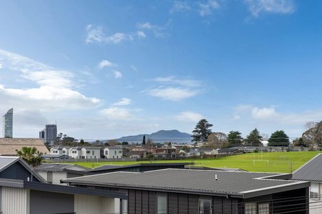 Photo of property in 208/38e Fraser Avenue, Northcote, Auckland, 0627