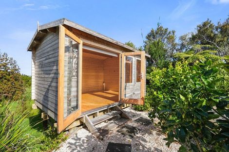 Photo of property in 233 Whitehills Road, Waitoki, Silverdale, 0994