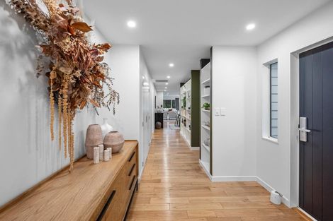 Photo of property in 1777 State Highway 16, Helensville, 0875