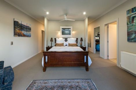 Photo of property in 5 Hollyhock Lane, Wanaka, 9305