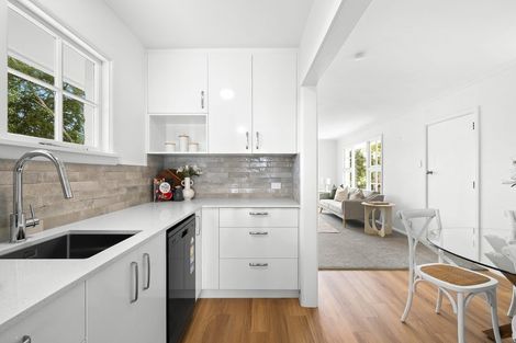 Photo of property in 2/170 Waimairi Road, Ilam, Christchurch, 8041