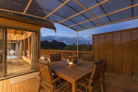 Photo of property in 17 Roger Guy Place, Welcome Bay, Tauranga, 3175