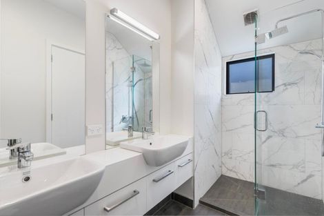 Photo of property in 8 Falconer Rise, Jacks Point, Queenstown, 9371