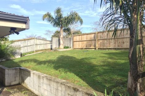 Photo of property in 22 Sorrel Crescent, Bucklands Beach, Auckland, 2012