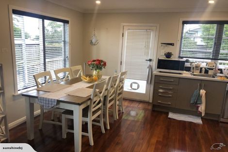 Photo of property in 1/53 Tramway Road, Beach Haven, Auckland, 0626