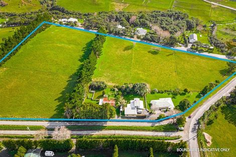 Photo of property in 192 Muriwai Valley Road, Muriwai, Waimauku, 0881