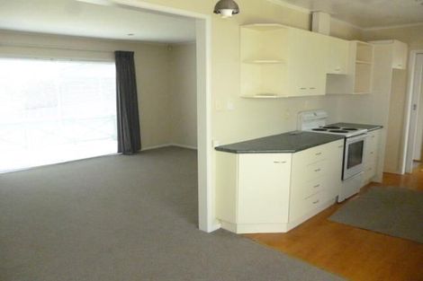 Photo of property in 18 Maroubra Place, Botany Downs, Auckland, 2010