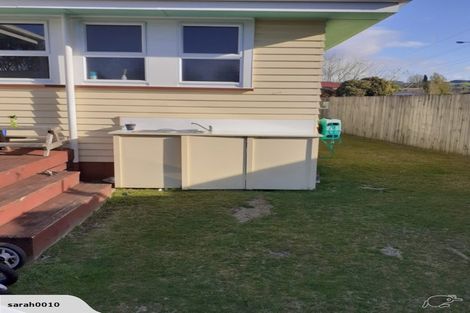 Photo of property in 35 Clyde Street, Utuhina, Rotorua, 3015