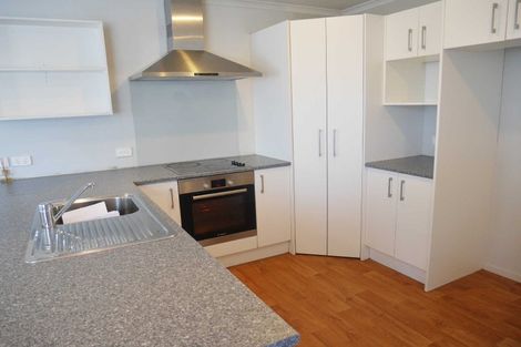 Photo of property in 19 Defoe Place, Waltham, Christchurch, 8023