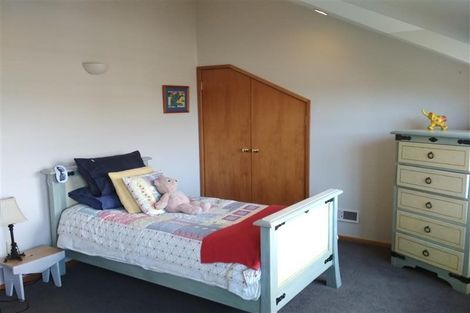 Photo of property in 79 Simla Crescent, Khandallah, Wellington, 6035