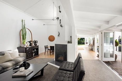 Photo of property in 46 Williams Street, Cambridge, 3434