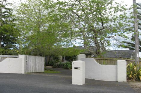 Photo of property in 79 Tawa Road, Kumeu, 0891