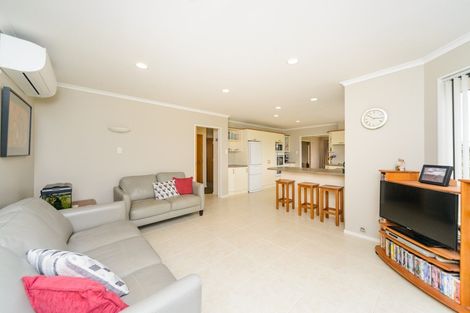 Photo of property in 189 Ruapehu Drive, Fitzherbert, Palmerston North, 4410