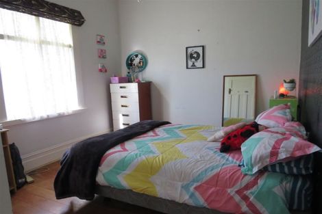 Photo of property in 23 Queenwood Road, Levin, 5510