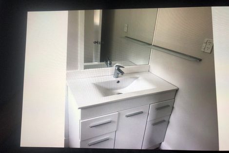 Photo of property in 15 Waitakere Road, Waitakere, Auckland, 0816