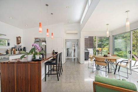 Photo of property in 14 Herbert Drive, Whangamata, 3620