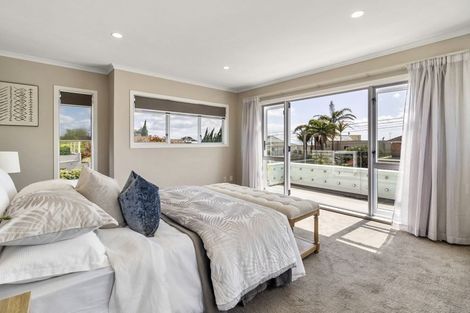 Photo of property in 65 Seacliffe Avenue, Belmont, Auckland, 0622