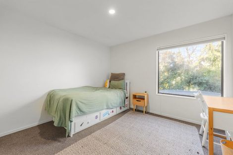 Photo of property in 8 Wye Place, Fernhill, Queenstown, 9300