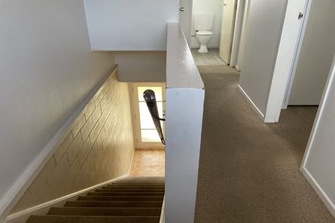 Photo of property in 2/62 Martin Street, Wallaceville, Upper Hutt, 5018