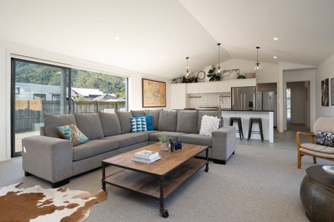 Photo of property in 11b Beach Road, Waikawa, Picton, 7220