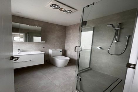 Photo of property in 4 Finn Place, Mount Wellington, Auckland, 1060