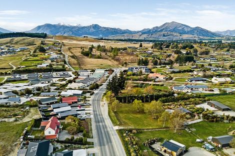 Photo of property in 37 Aurora Lane, Wanaka, 9305
