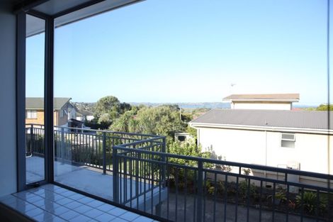 Photo of property in 192 Royal Road, Massey, Auckland, 0614