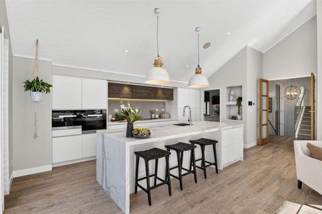 Photo of property in 7a Prospect Terrace, Milford, Auckland, 0620