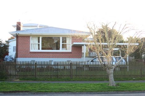 Photo of property in 11 Morris Road, Hillcrest, Hamilton, 3216