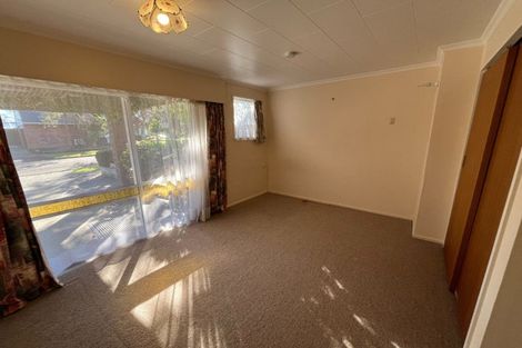Photo of property in 1 Guernsey Place, Fitzherbert, Palmerston North, 4410