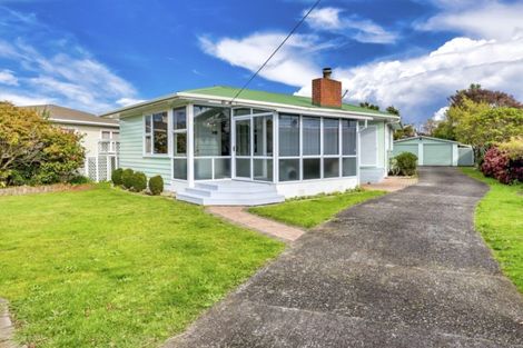 Photo of property in 628/628a Queen Street East, Levin, 5510