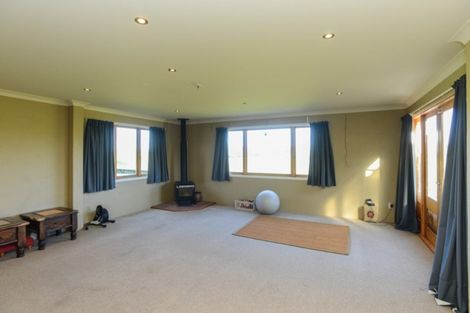 Photo of property in 295 Kawera Road, Pukehamoamoa, Hastings, 4179