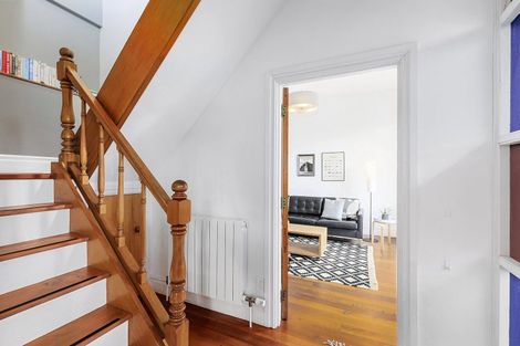 Photo of property in 4 Upton Terrace, Thorndon, Wellington, 6011