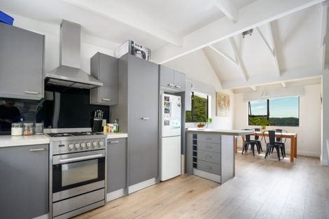 Photo of property in 18 Webster Place, Picton, 7220