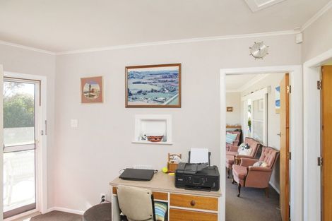 Photo of property in 2 Lytton Road, Riverdale, Gisborne, 4010