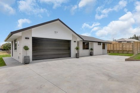 Photo of property in 6 Soldier Way, Parahaki, Whangarei, 0112