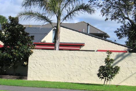 Photo of property in 2/51 Hattaway Avenue, Bucklands Beach, Auckland, 2012