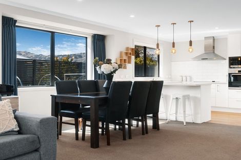 Photo of property in 78 Stratford Drive, Mount Pisa, Cromwell, 9383