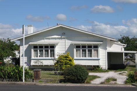 Photo of property in 34 Avondale Road, Avondale, Auckland, 1026