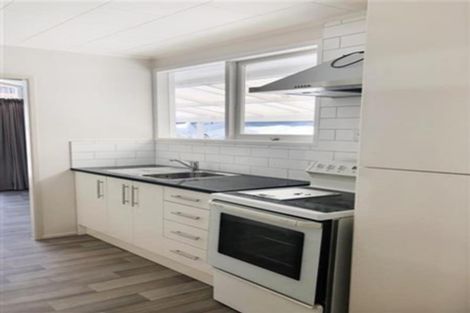 Photo of property in 30 Leaver Place, Weymouth, Auckland, 2103