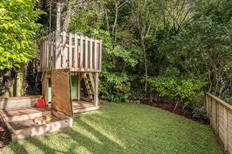 Photo of property in 17 Hewett Way, Ngaio, Wellington, 6035