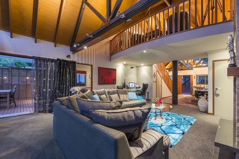 Photo of property in 17 Roger Guy Place, Welcome Bay, Tauranga, 3175