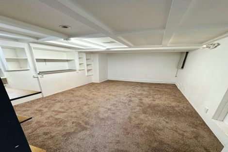 Photo of property in 194a Onewa Road, Birkenhead, Auckland, 0626