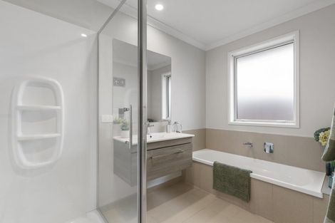 Photo of property in 133 The Boulevard, Papamoa Beach, Papamoa, 3118