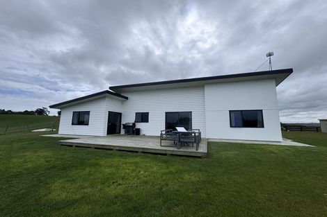 Photo of property in 61 Kimber Street, Halcombe, Feilding, 4779