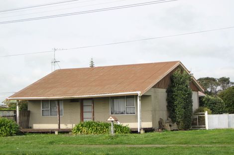 Photo of property in 25a High Street West, Waitara, 4320