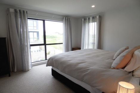 Photo of property in 51 Carder Court, Hobsonville, Auckland, 0618