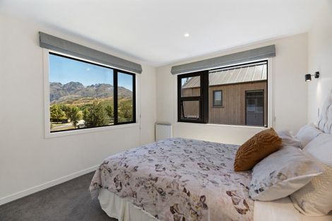 Photo of property in 26 Soudley Court, Jacks Point, Queenstown, 9371